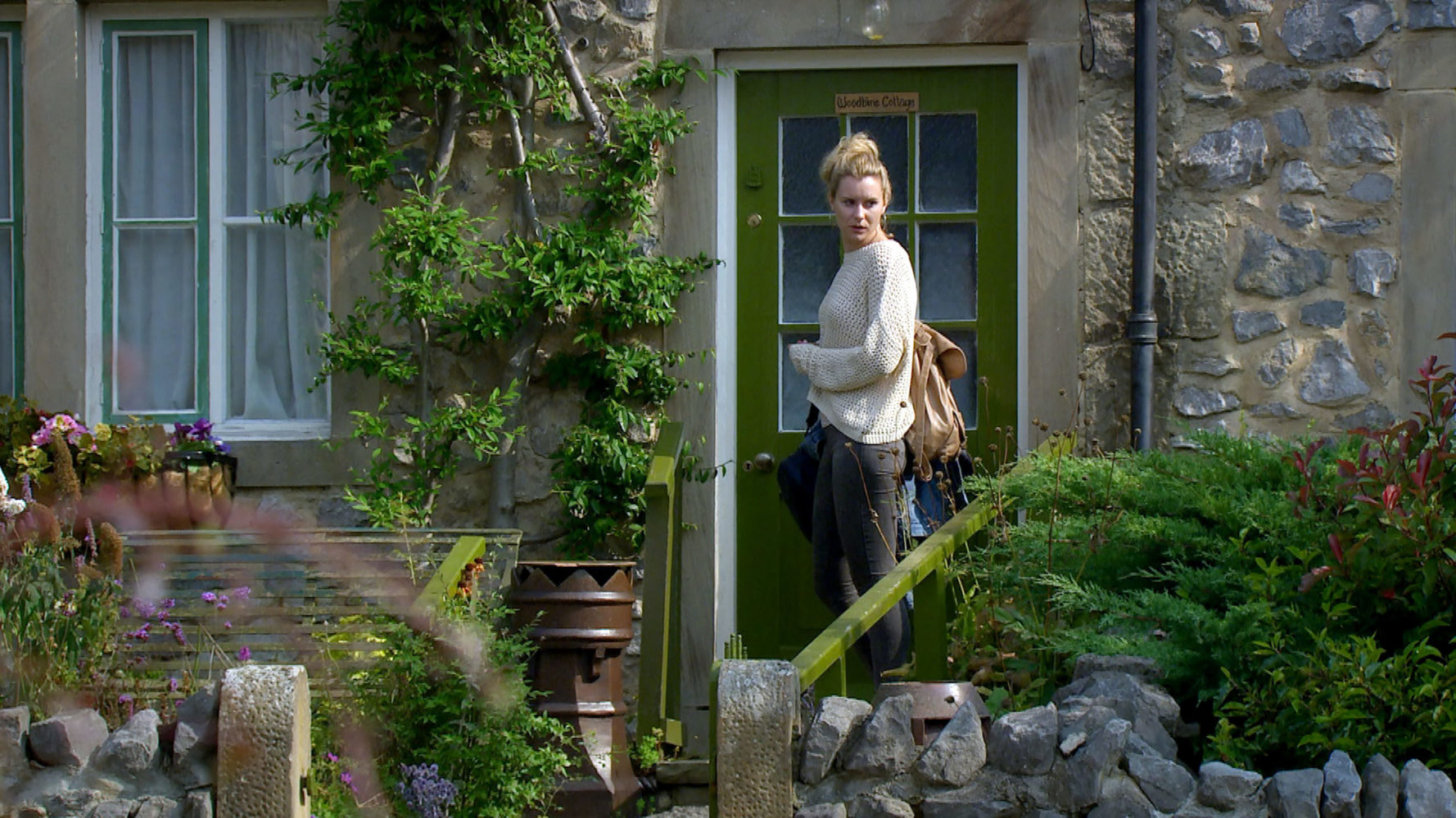 Emmerdale: Dawn will fall pregnant after sleeping with Ellis, fans predict