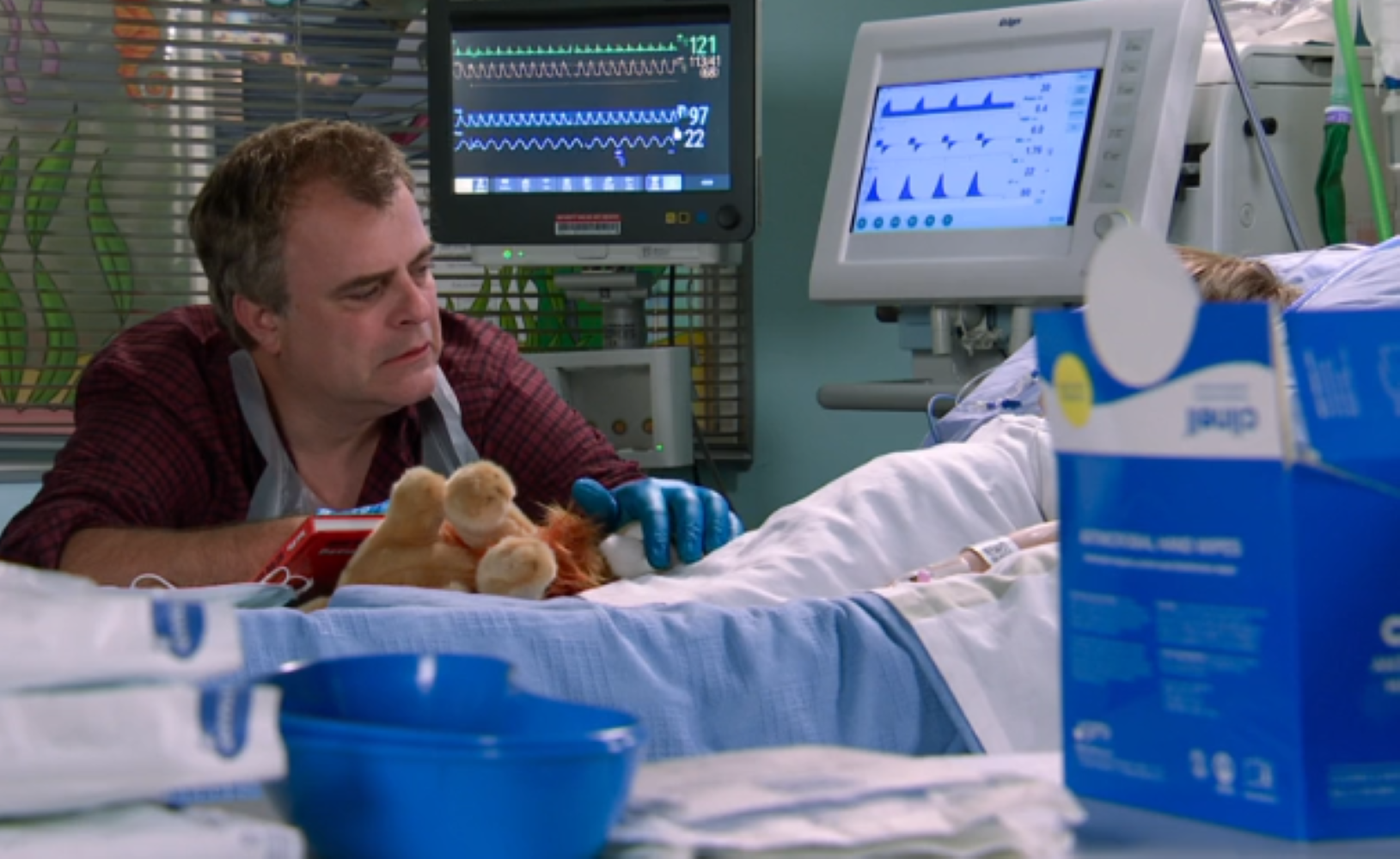 Coronation Street fans in tears as Steve refuses to give up on son Oliver
