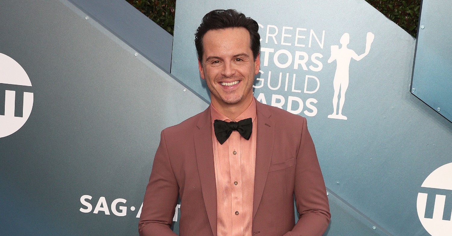 Andrew Scott wears dusty pink suit on red carpet
