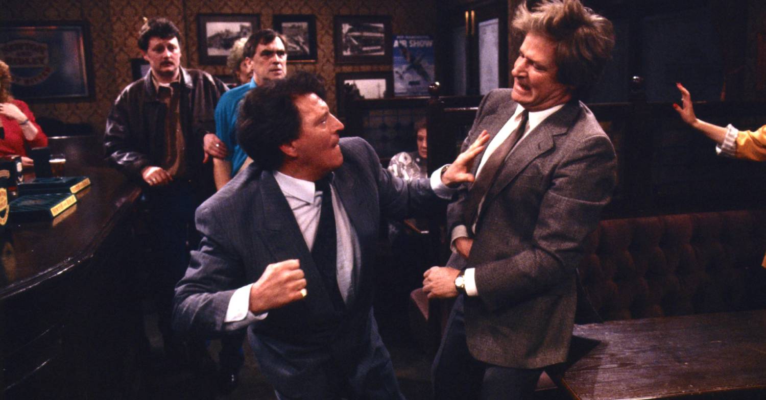 Mike Baldwin Johnny Briggs punches Ken Barlow