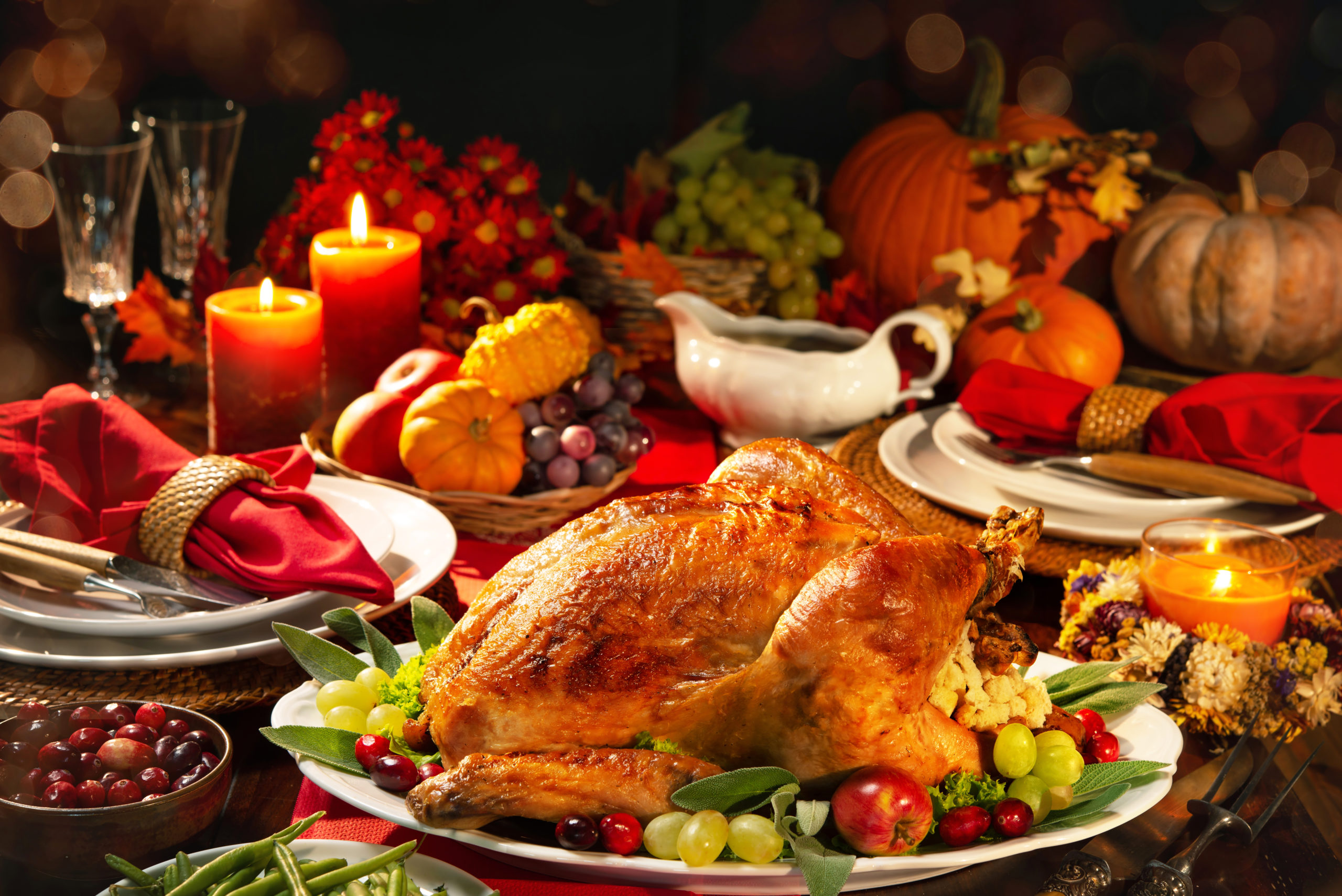 turkey on a christmas dinner setting