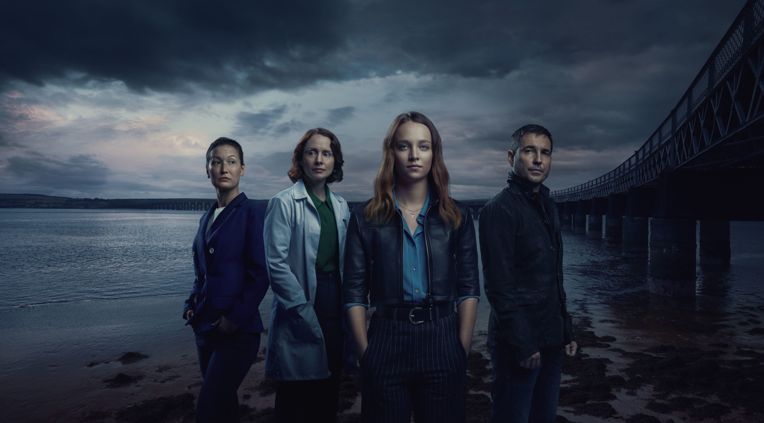 Traces promo shot of cast