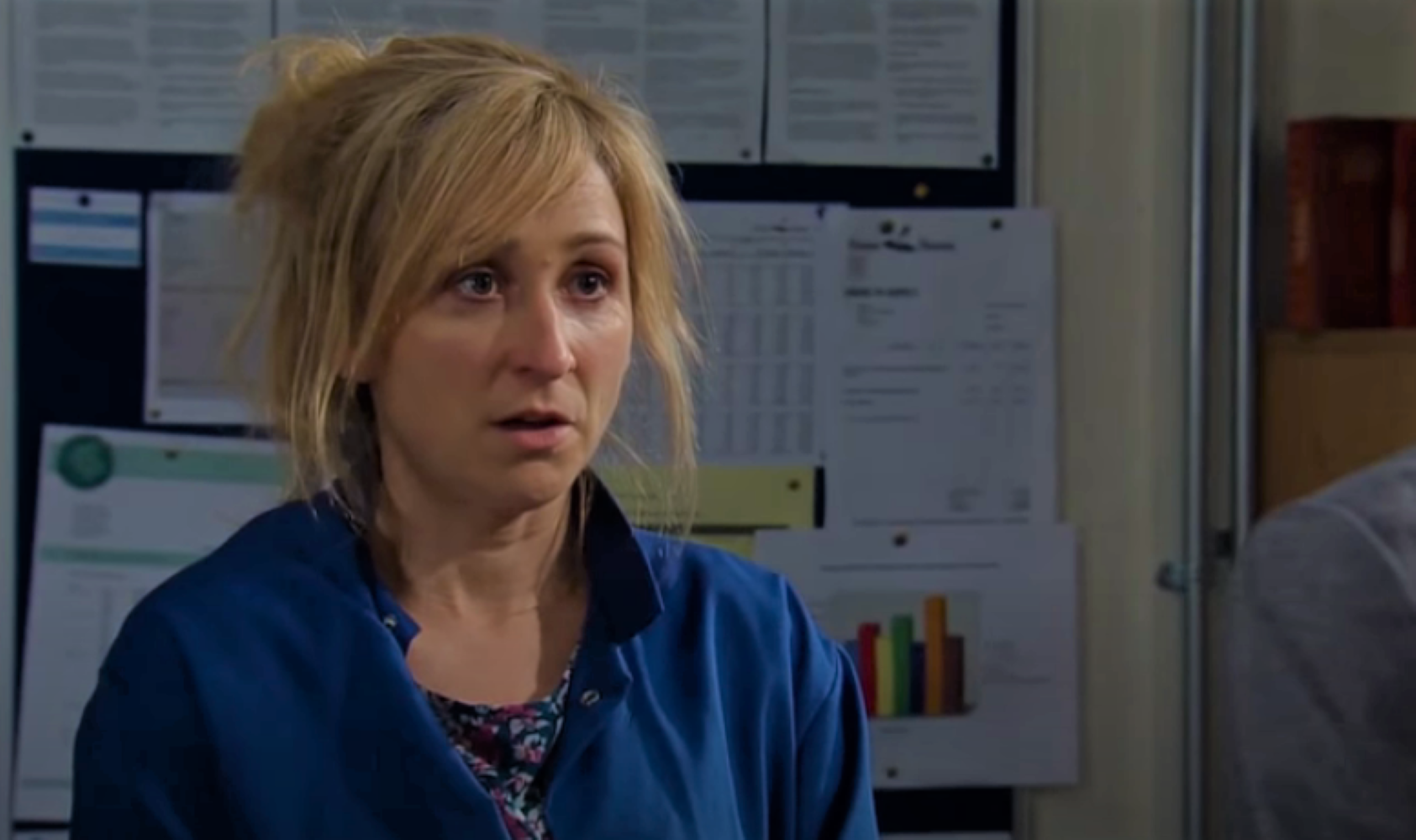 Emmerdale SPOILERS: Nicola catches Laurel drinking