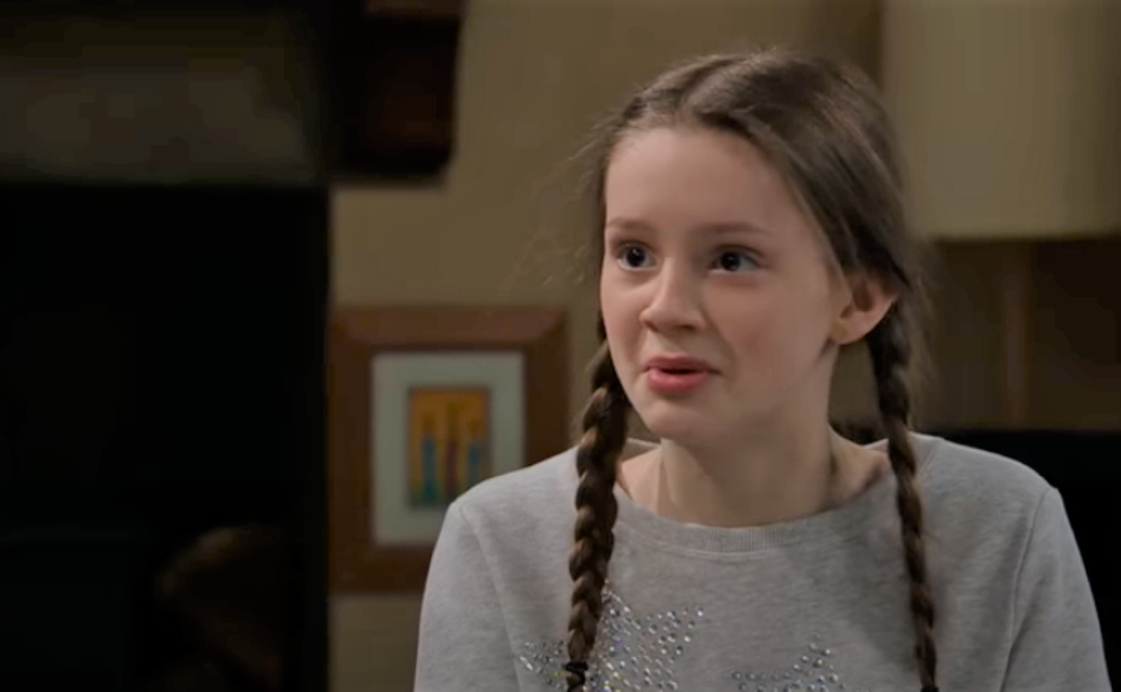 Who plays Sarah in Emmerdale? How old is Katie Hill?