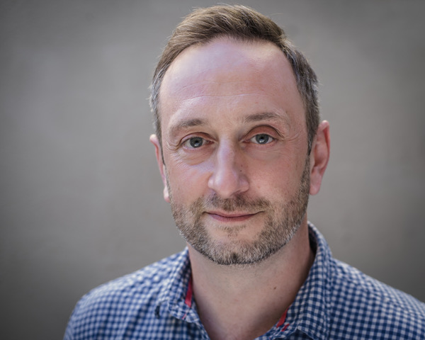 Steve Edge plays Freddie Archer in Death in Paradise