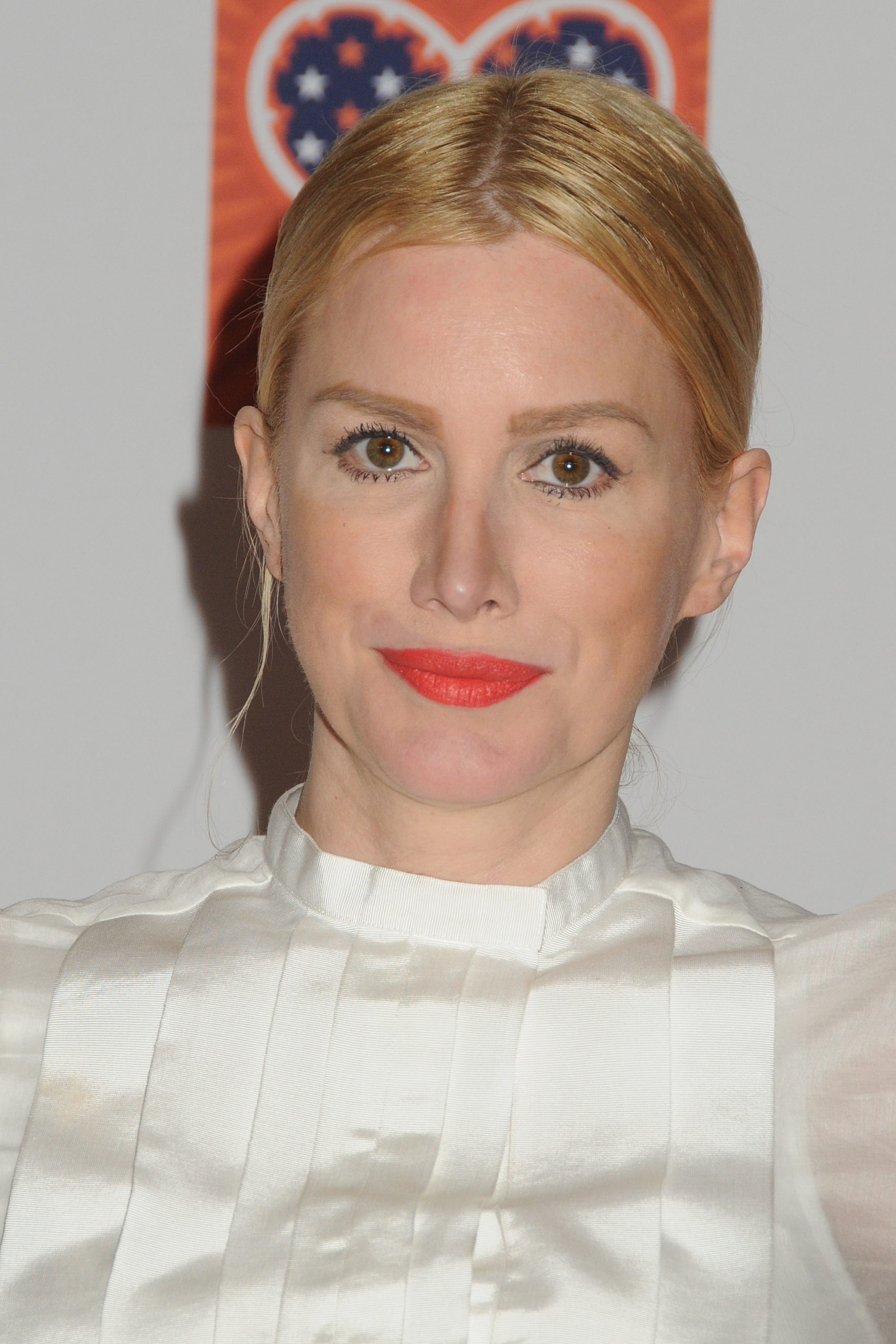 Alice Evans 