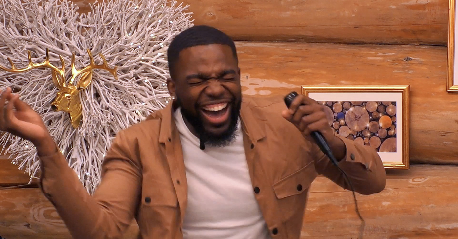 abraham serenades sofia on the cabins