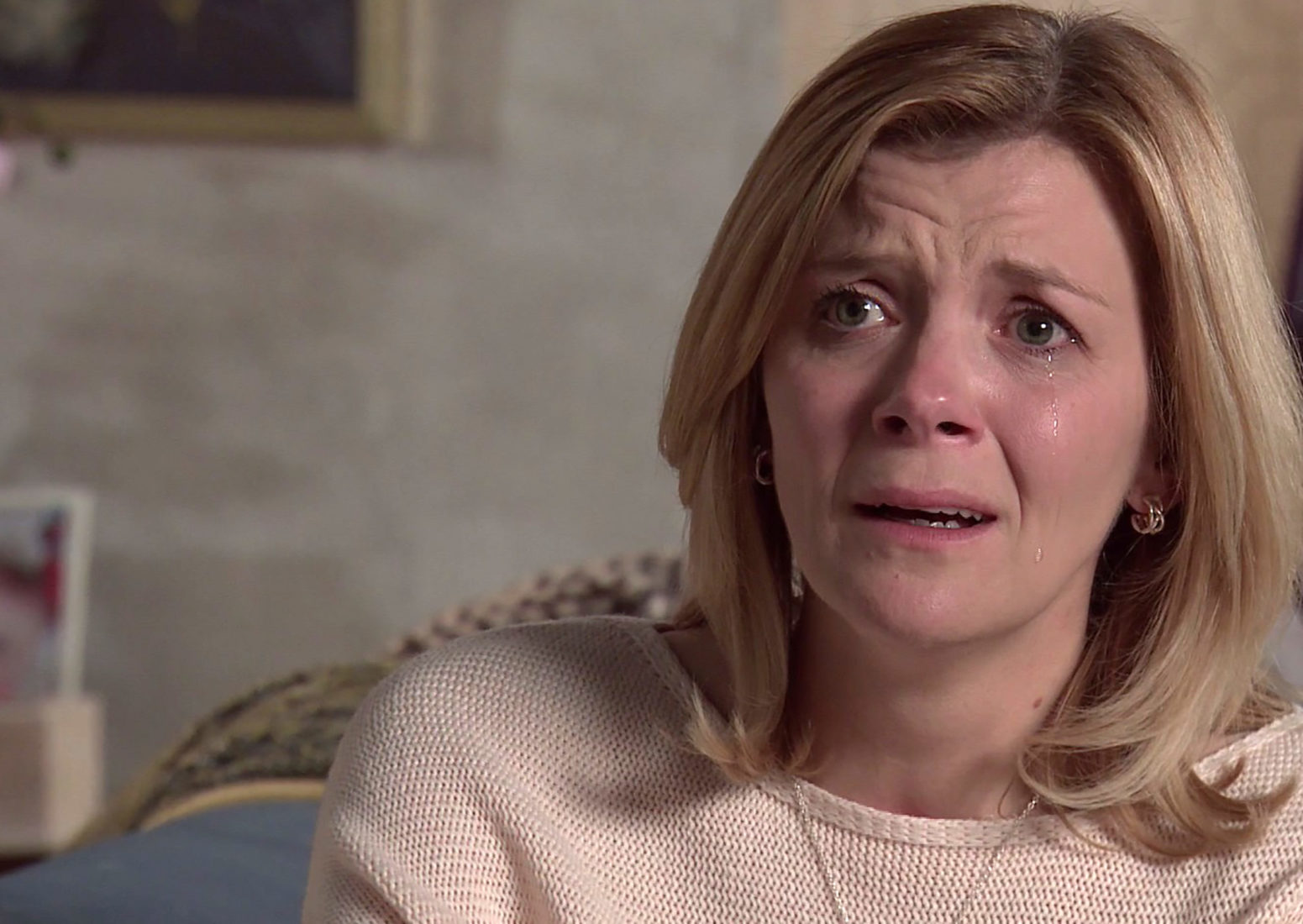What happened to Oliver in Coronation Street? How did Leanne's son die?