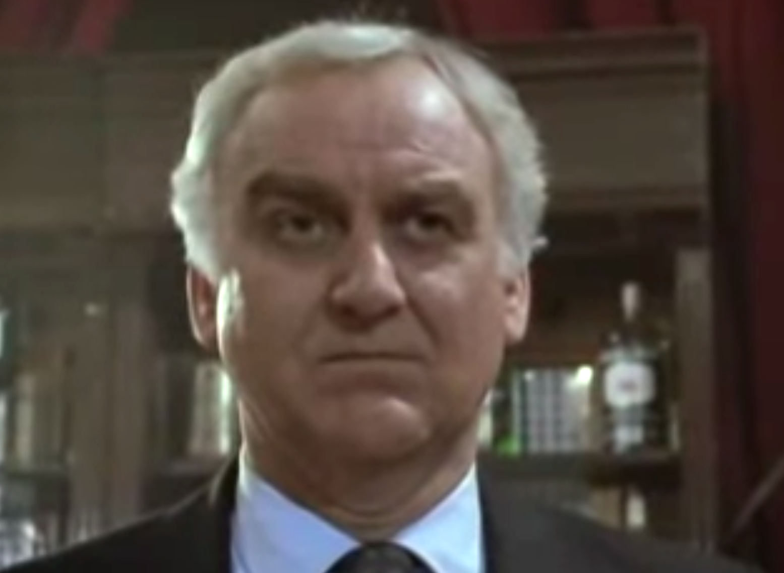 JOhn Thaw as Inspector Morse
