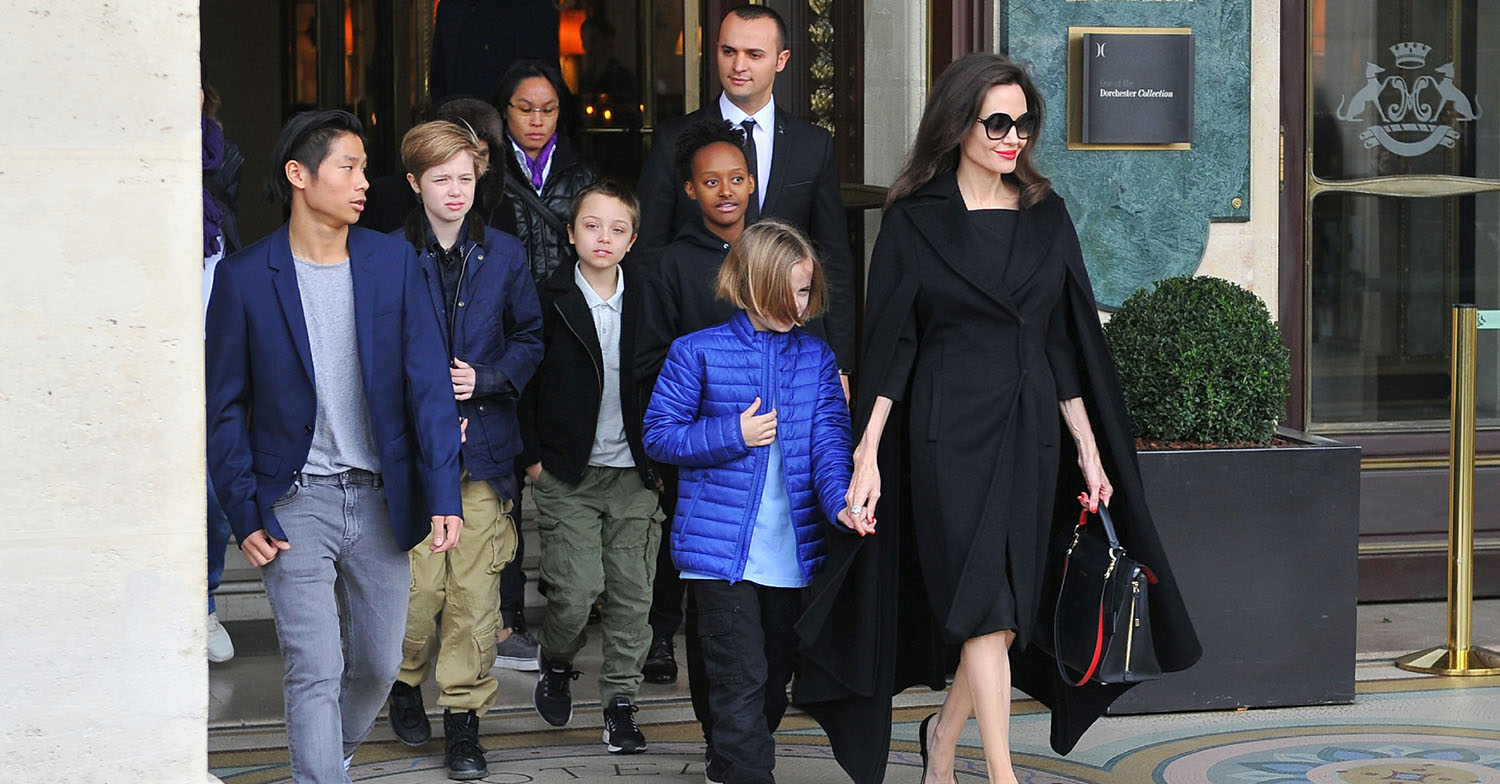 Angelina Jolie and her kids visit the Louvre