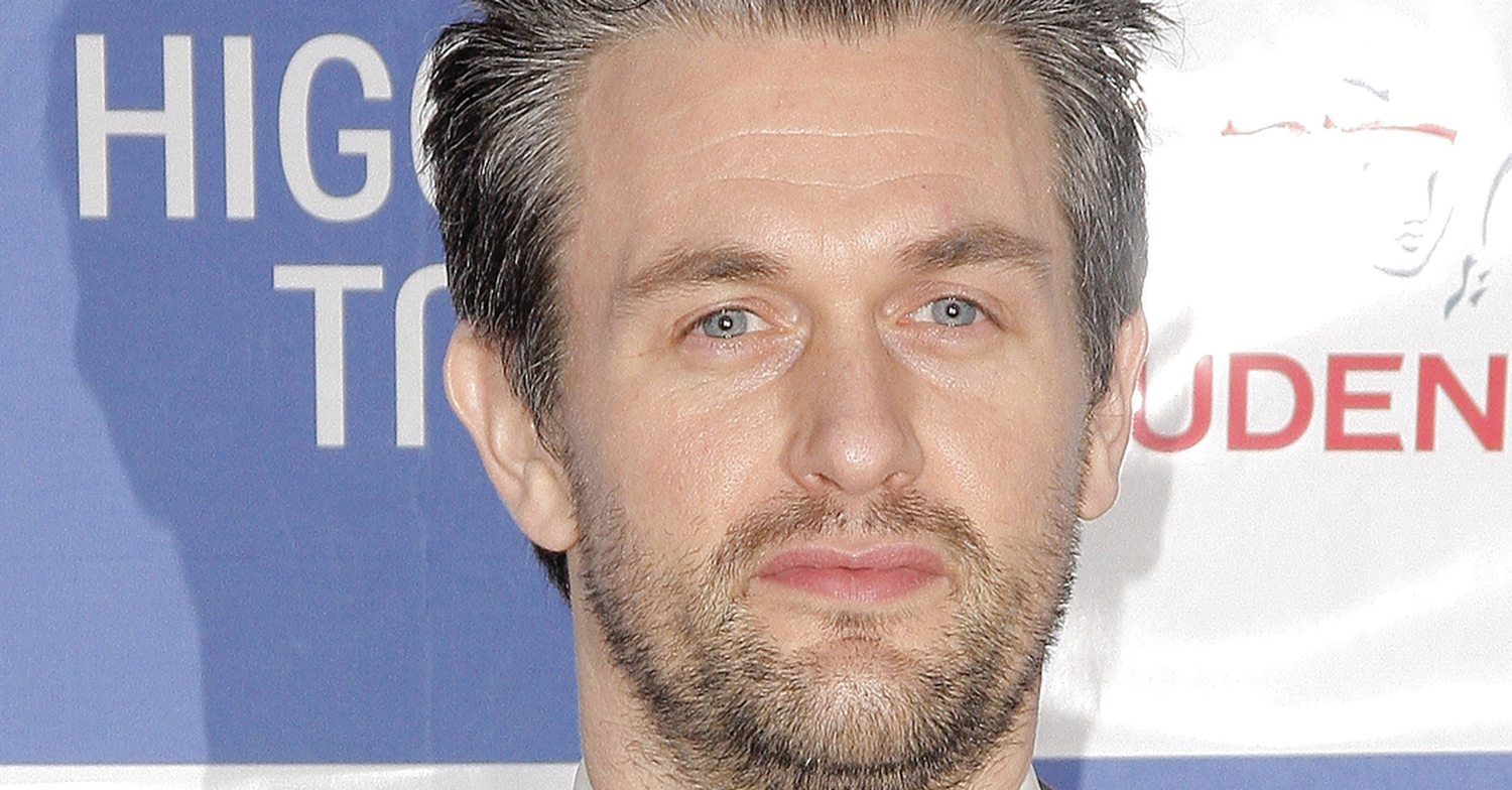 hollyoaks actor