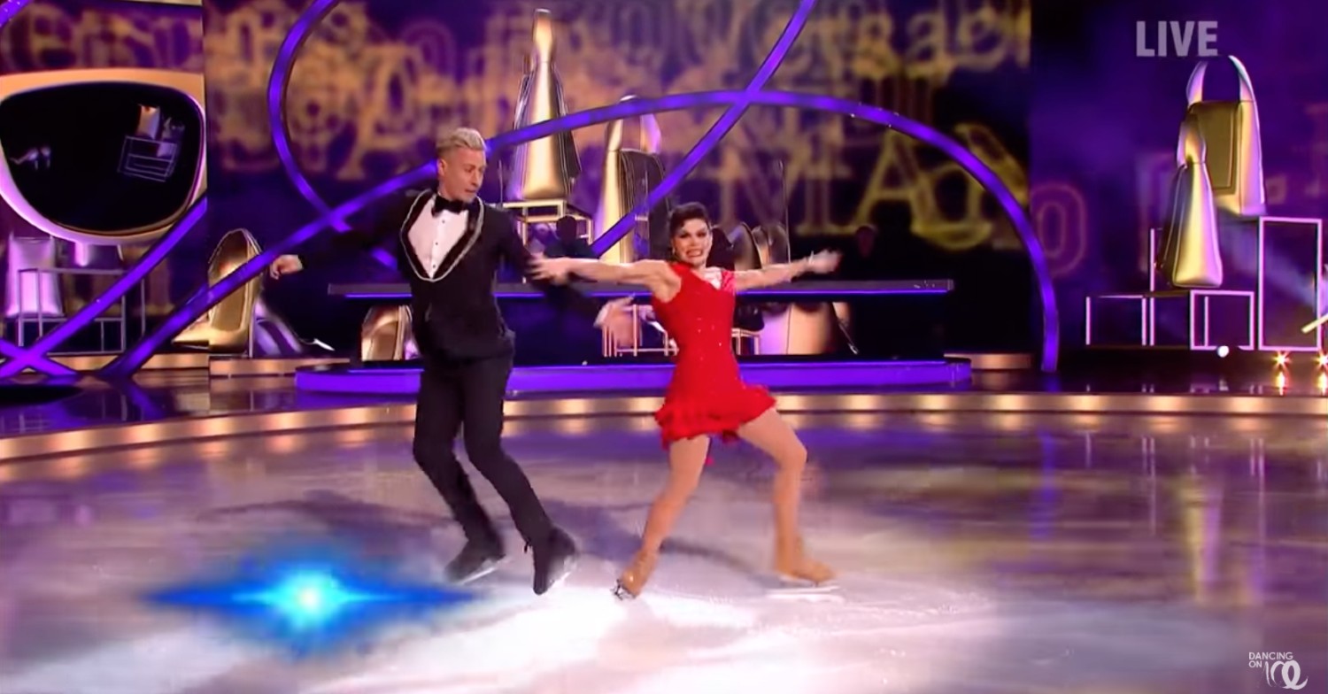 Dancing On Ice Faye Brookes falling