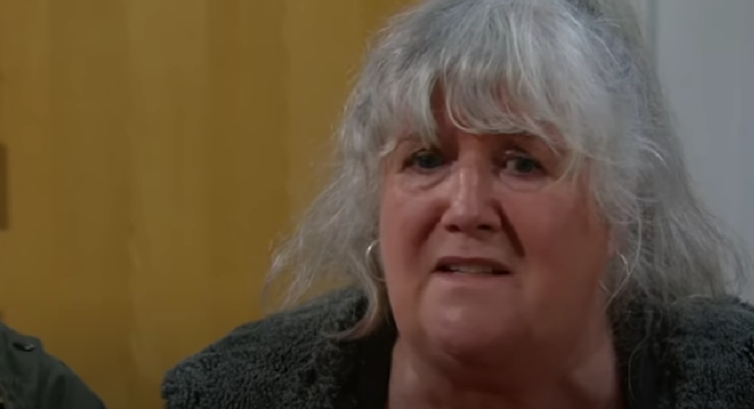 Lisa looking upset in Emmerdale 