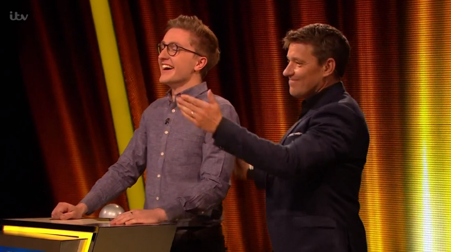 ben shephard and a contestant on tipping point