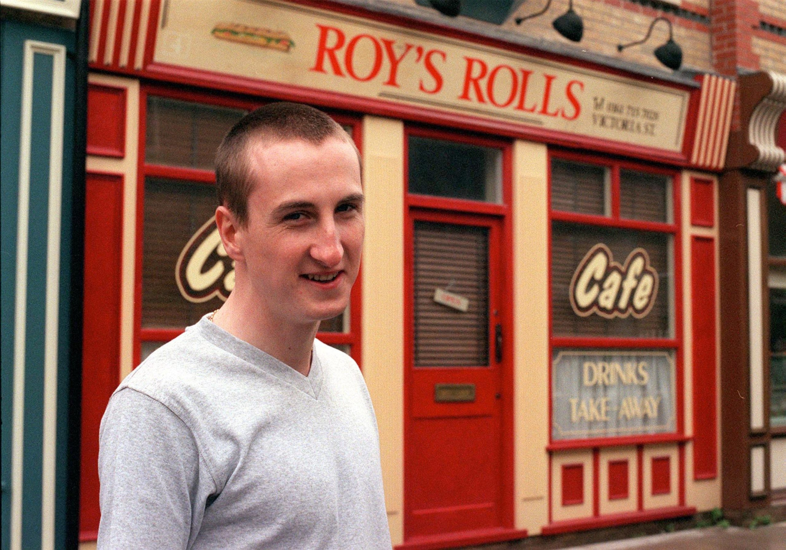 Who plays Kirk in Coronation Street? When did he first arrive?