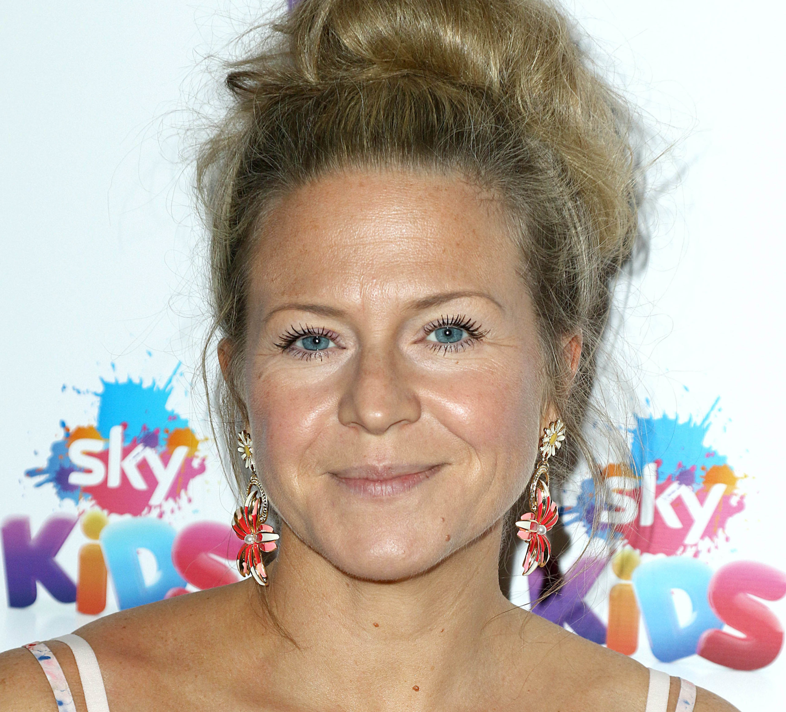 Kellie Bright back at criticism over her pregnancy