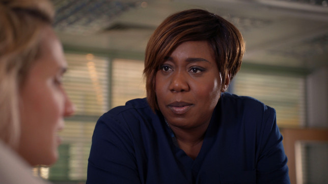 Chizzy Akudolu in Holby City