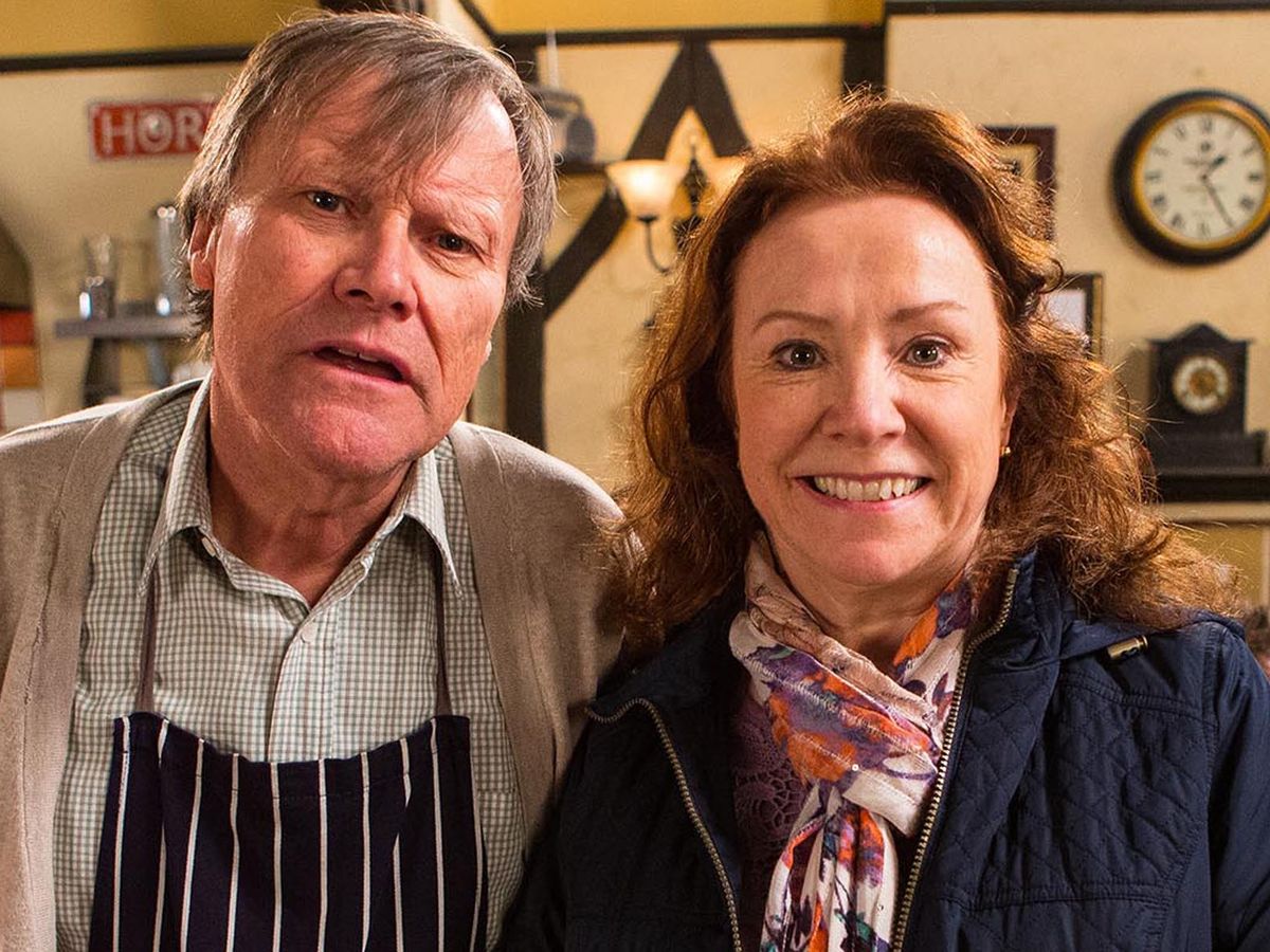 Melanie Hill