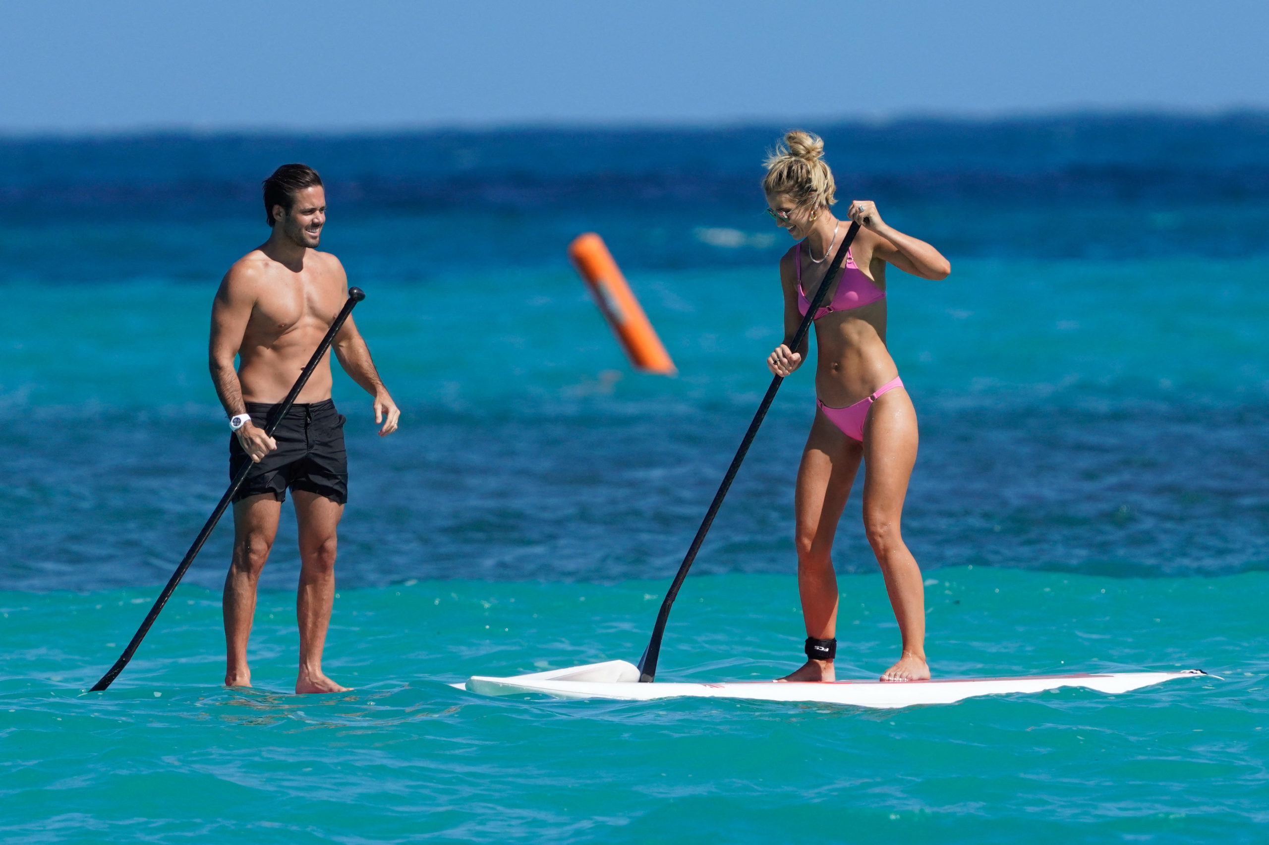 Vogue and Spencer paddling at Edens Rock resort in St Barts (Credit: Splash)