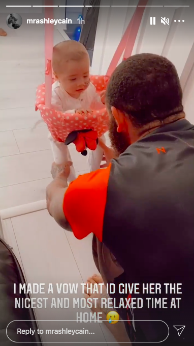 Ashley Cain returns home with daughter for her final days