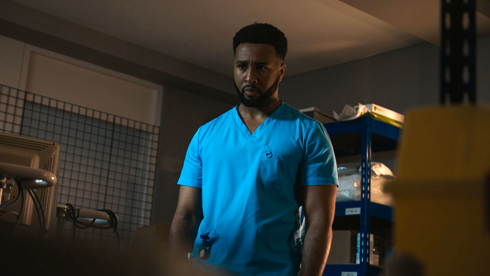 Holby City spoilers tonight: Josh tries to help Hanssen