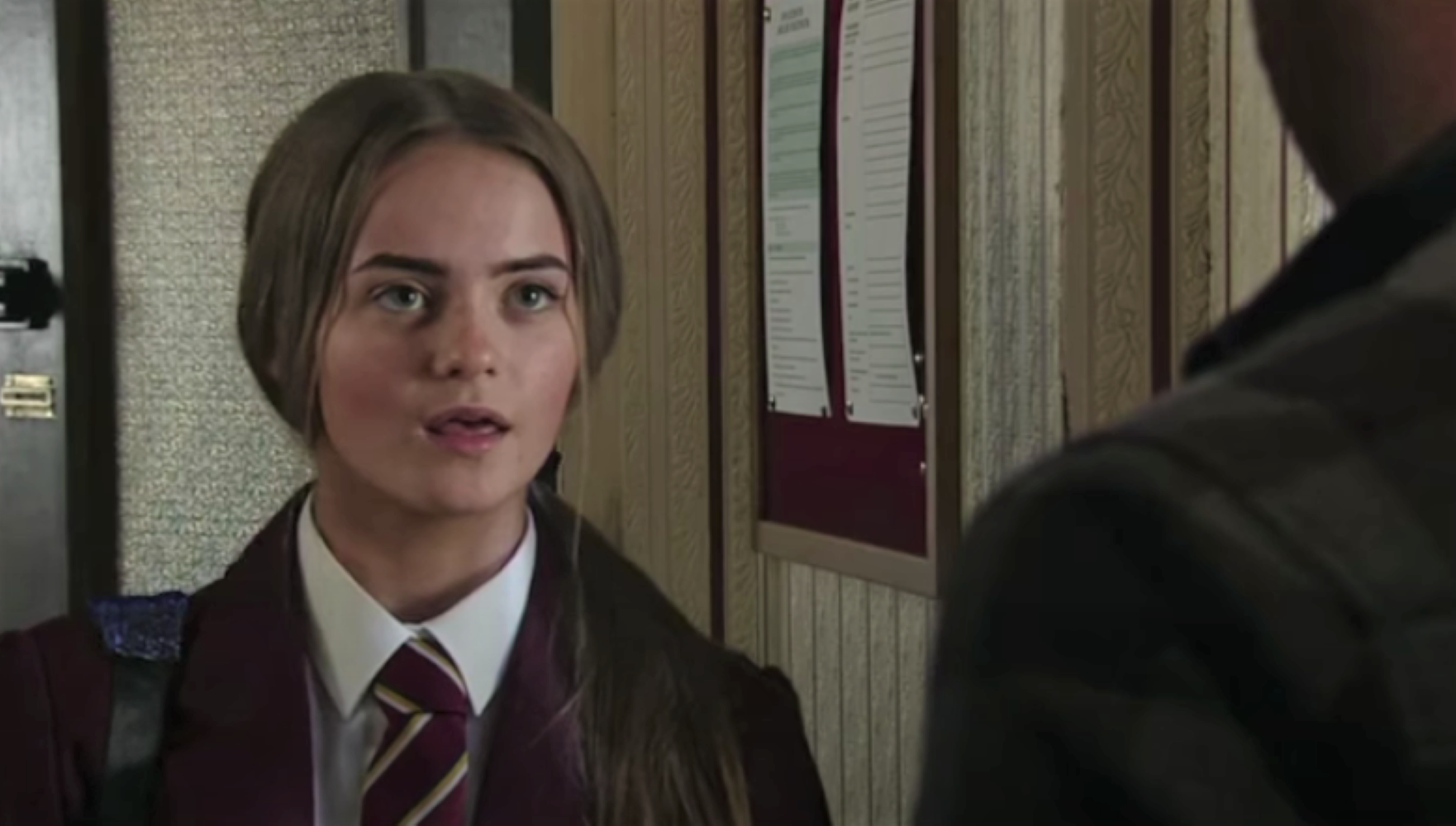 Coronation Street: Millie Gibson reveals her eyebrow marking is a scar