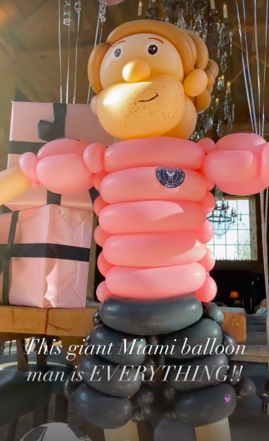 Victoria Beckham buys David Beckham a birthday balloon