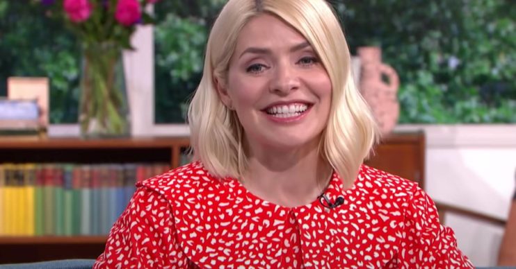 Holly Willoughby fans can't get enough as she shares pic of herself in bath on Instagram