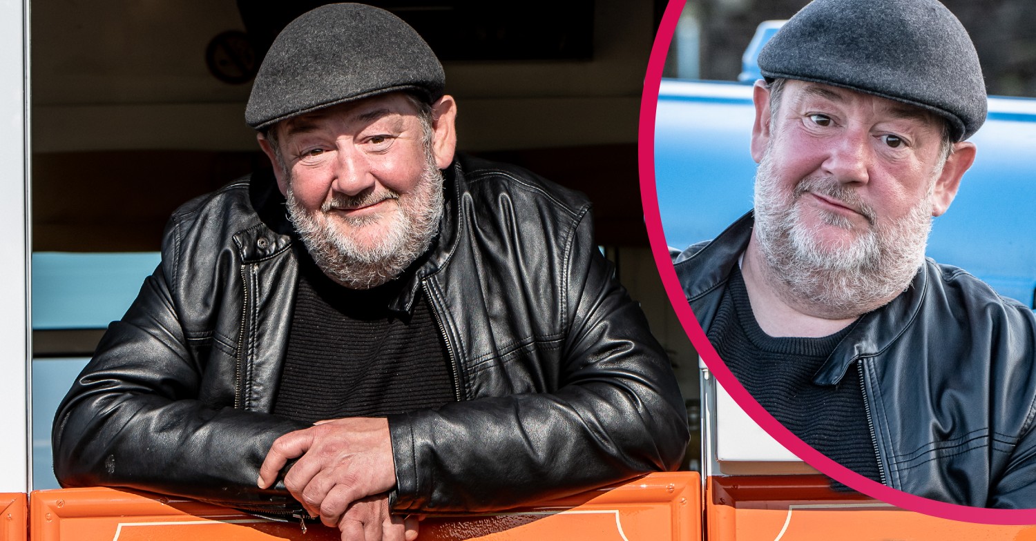 Johnny Vegas: Carry on Glamping
