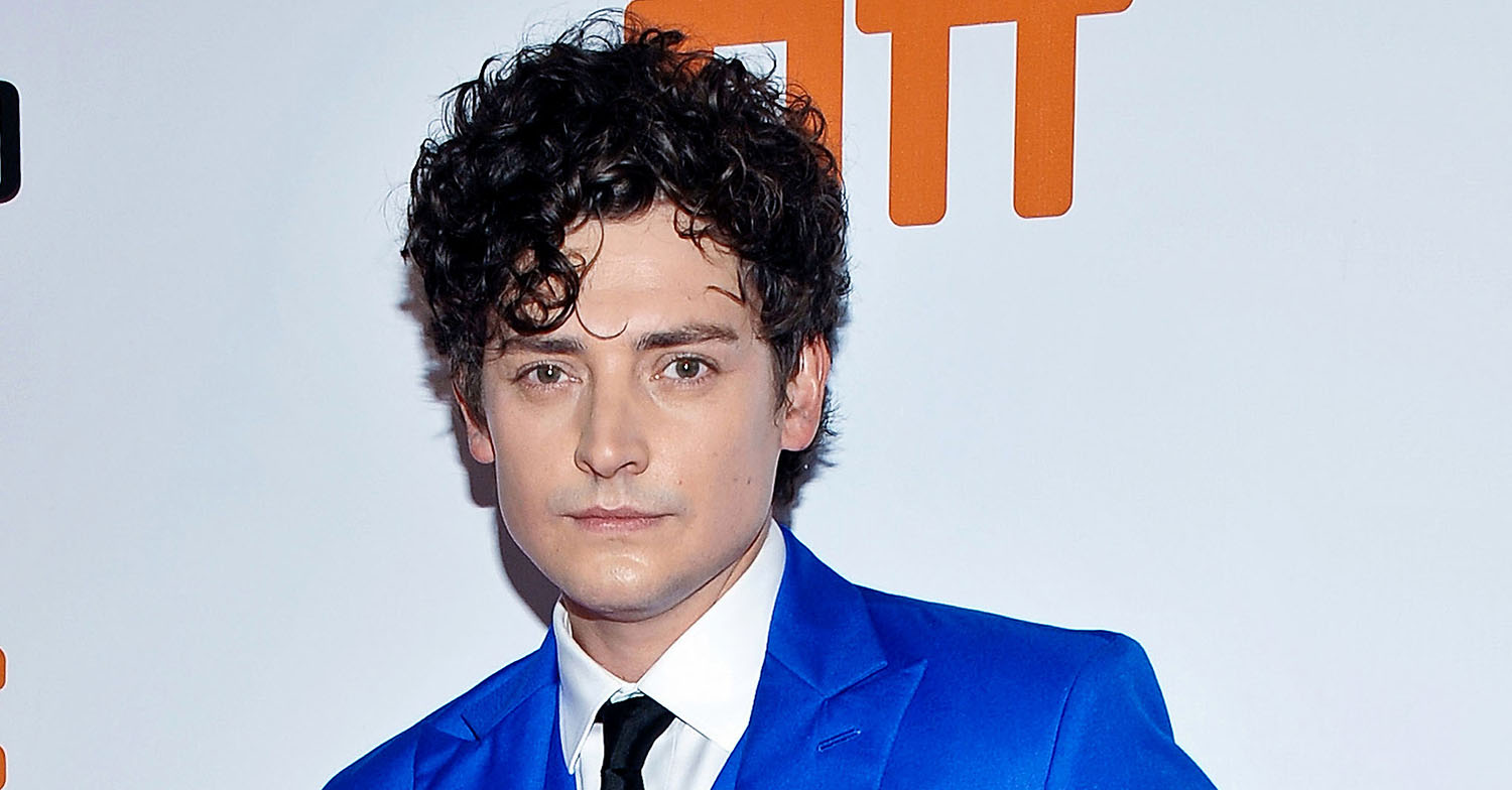 Aneurin Barnard on the red carpet (Credit: Splash)