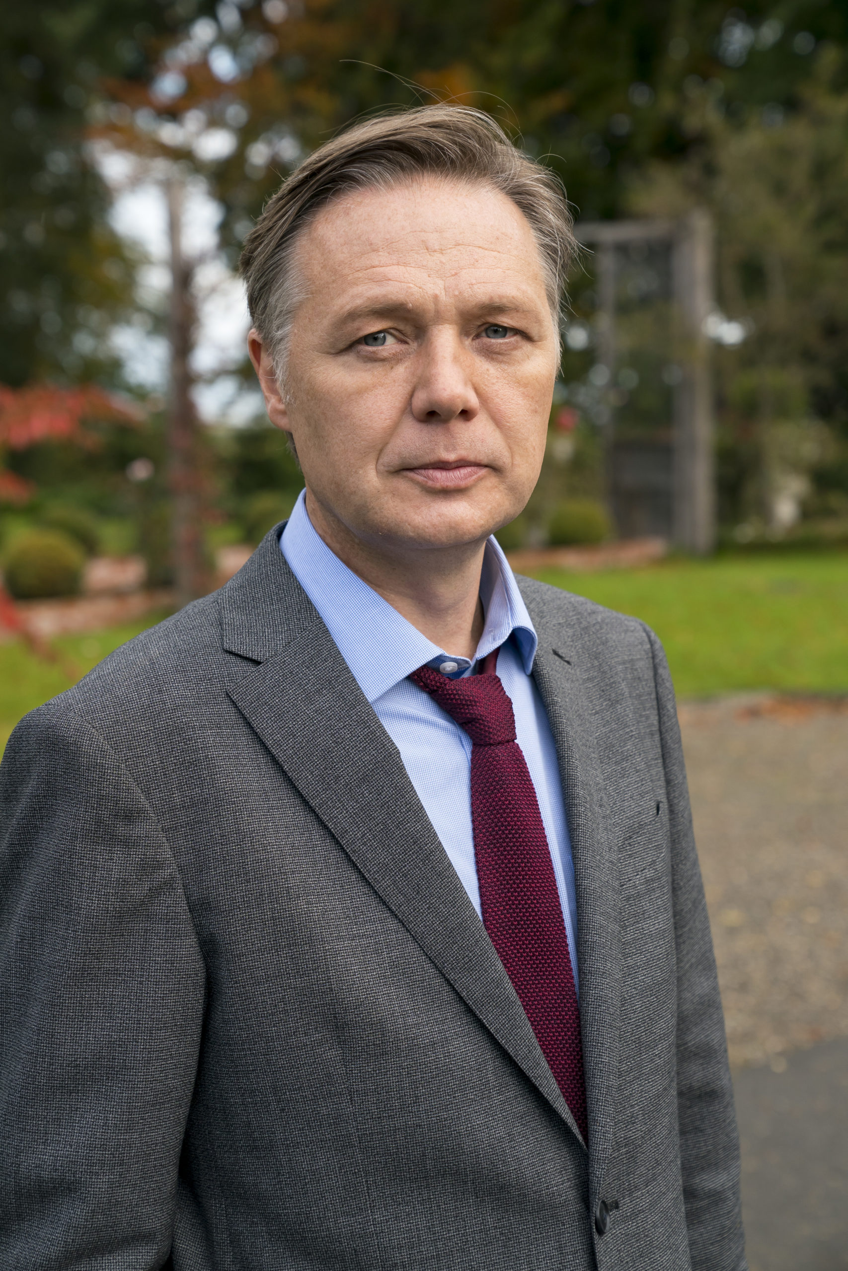 Shaun Dooley related to Stacey Dooley?