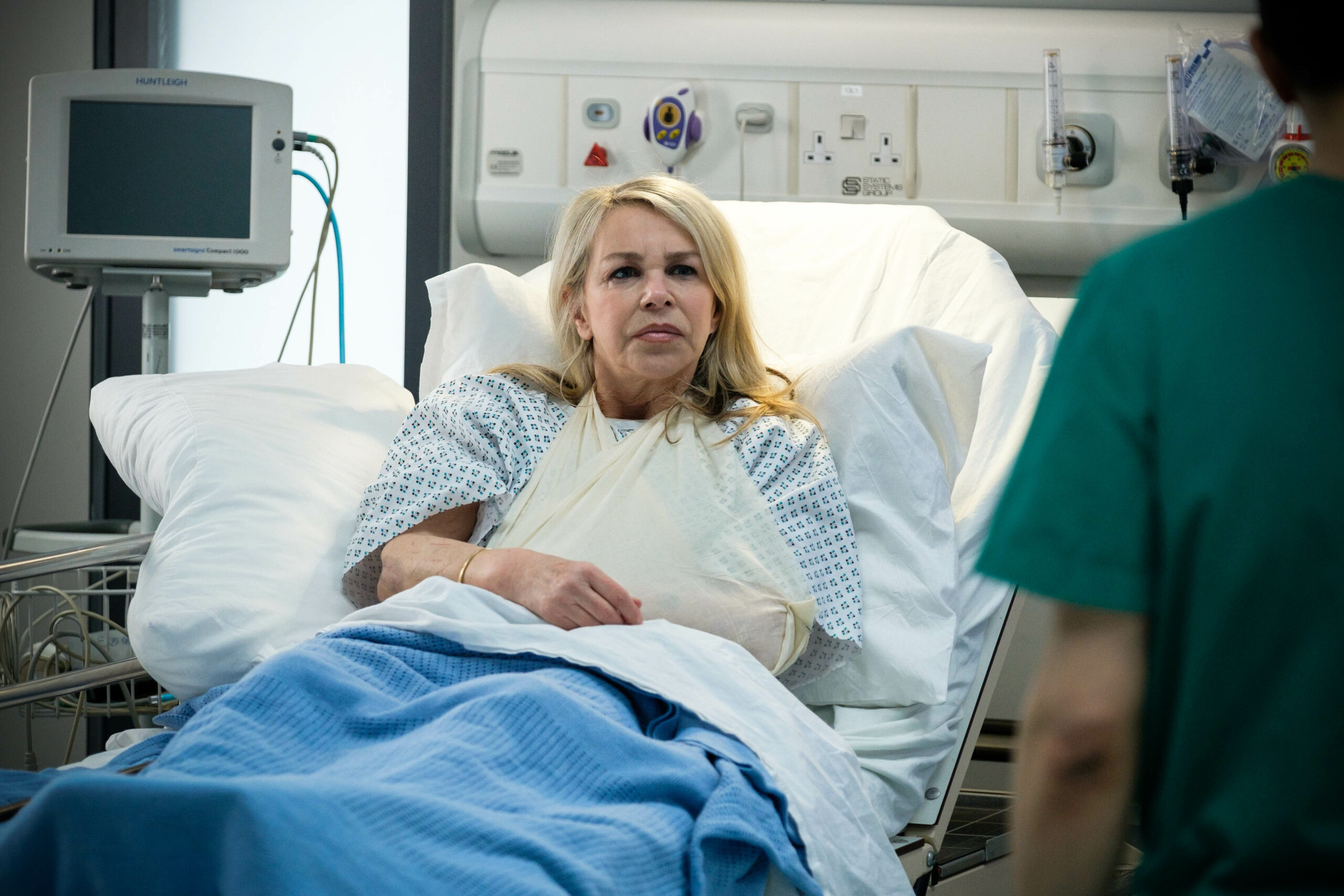 Casualty Bill Ward: Leslie Ash also appears tonight