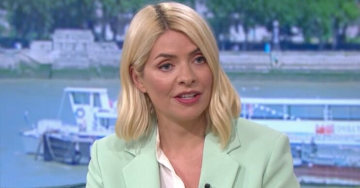 Holly Willoughby oufit