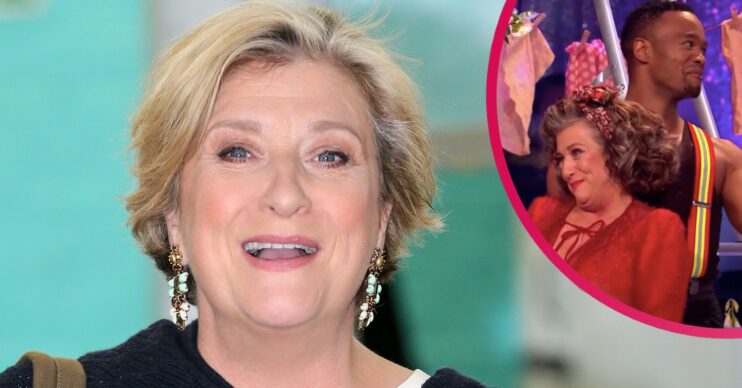 caroline quentin gets naked and goes skinny dipping