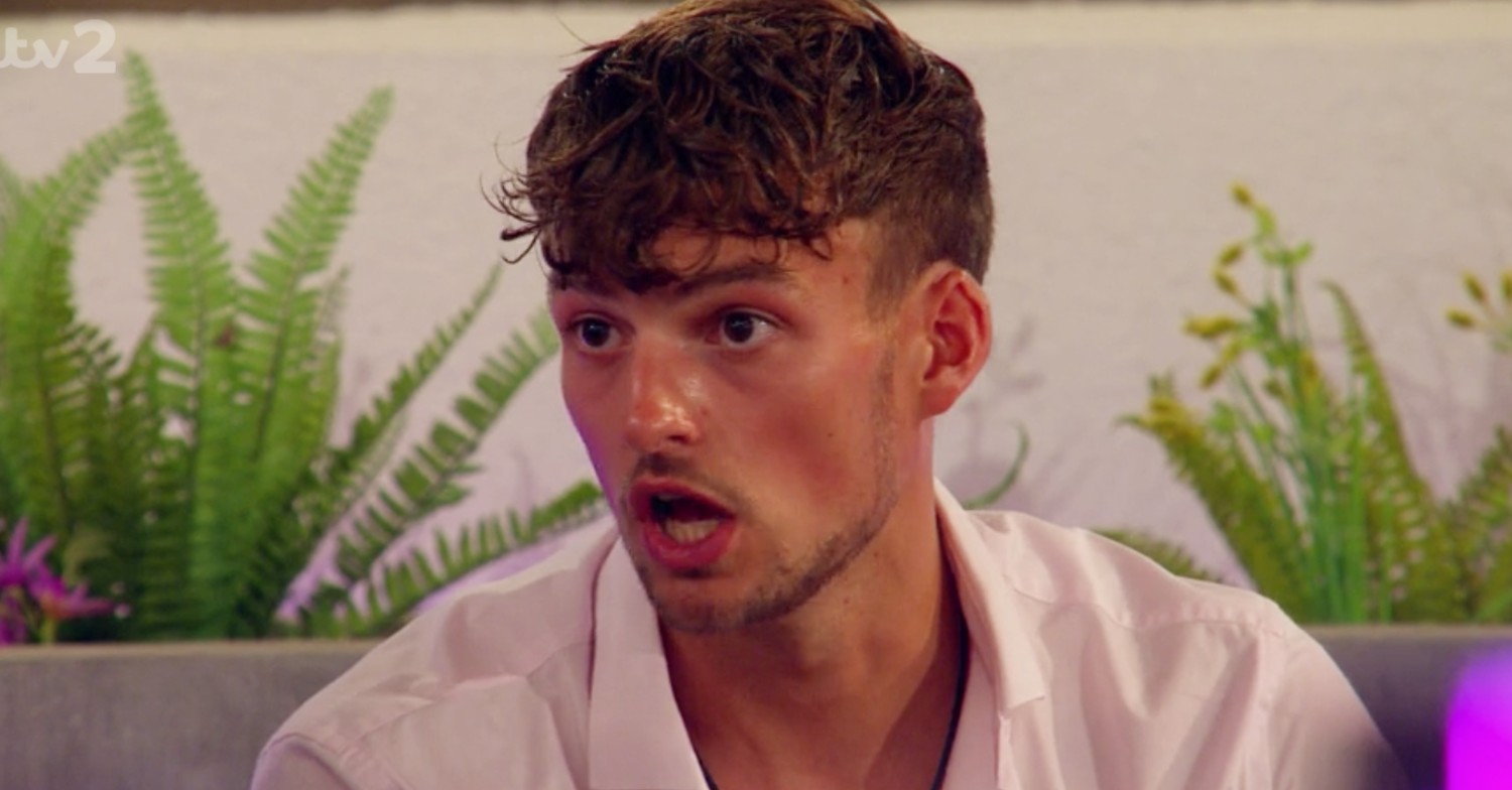 Love Island Hugo