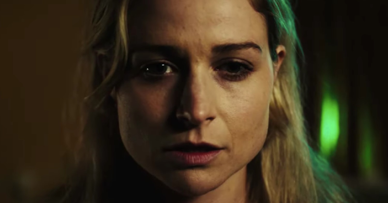 Niamh Algar as Lizzie in Deceit