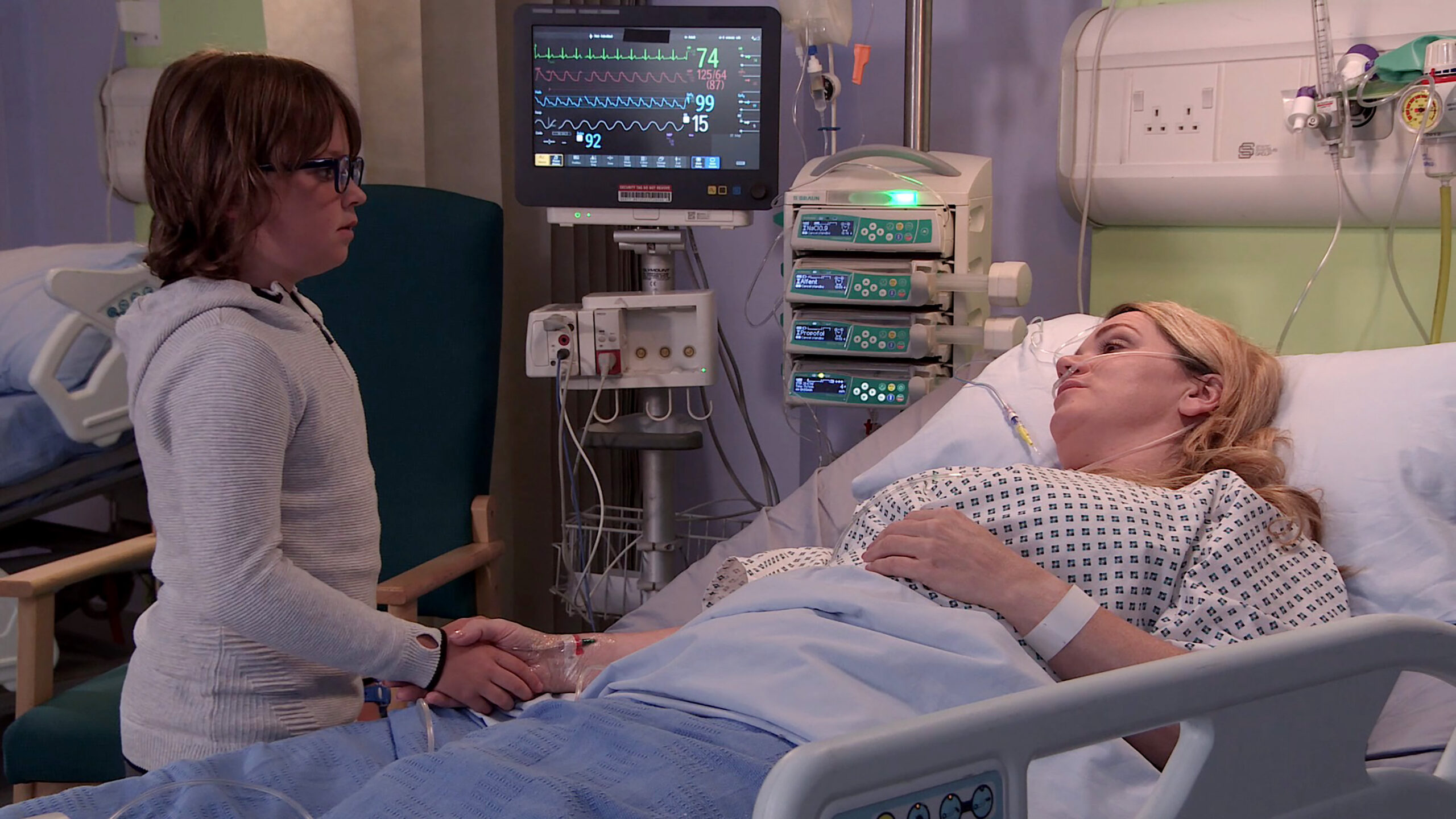 Coronation Street SPOILERS: Natasha says an emotional goodbye to Sam