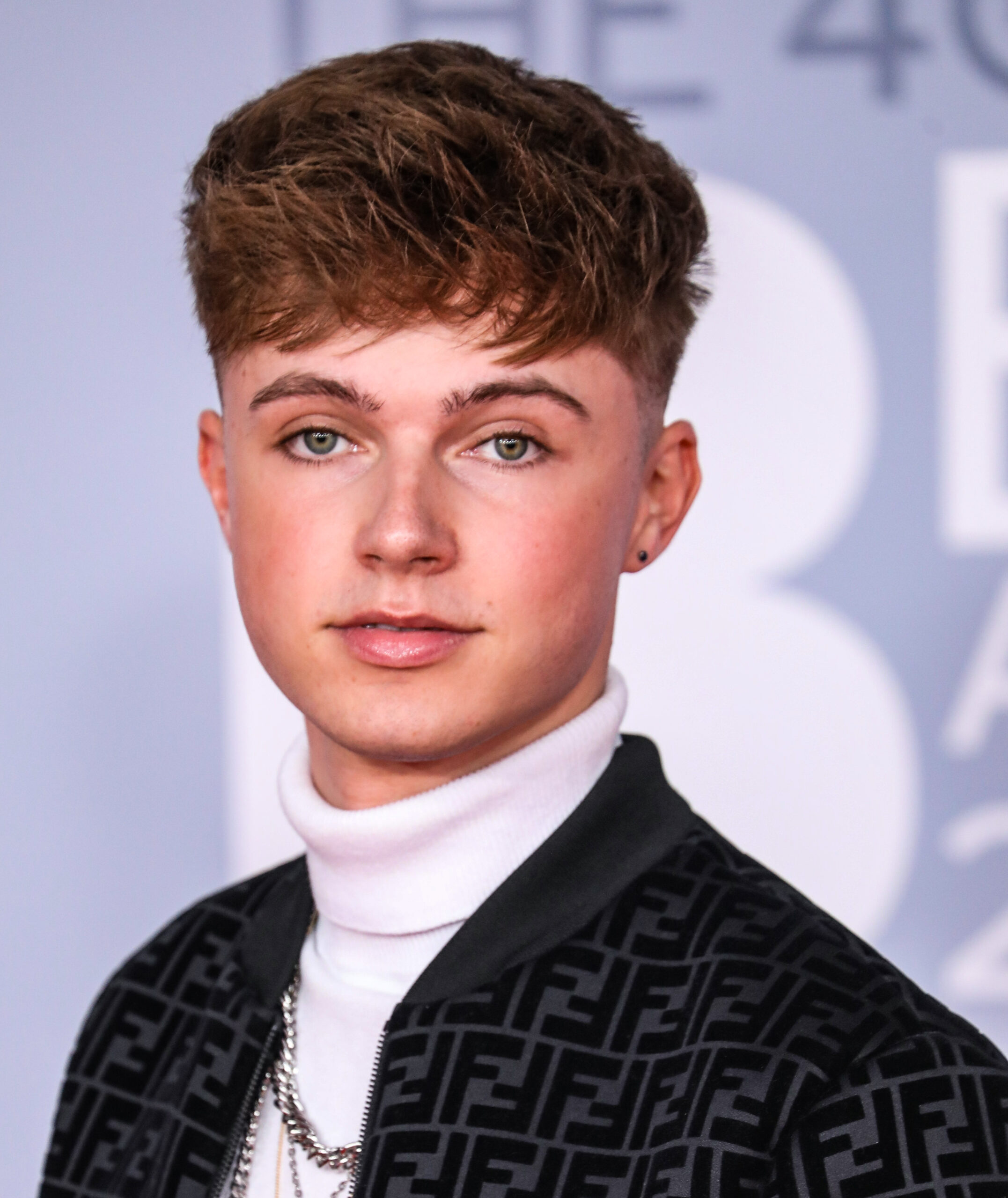 HRVY and former Emmerdale star Mimi Slinger are said to be dating
