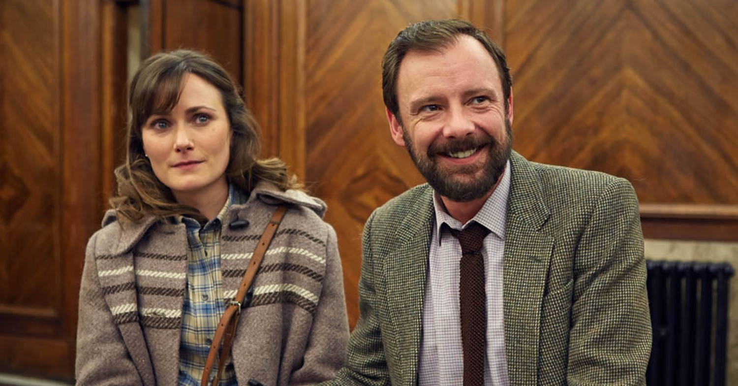  Anna Madeley as Sue Jeffreys and John Simm as Alec Jeffreys