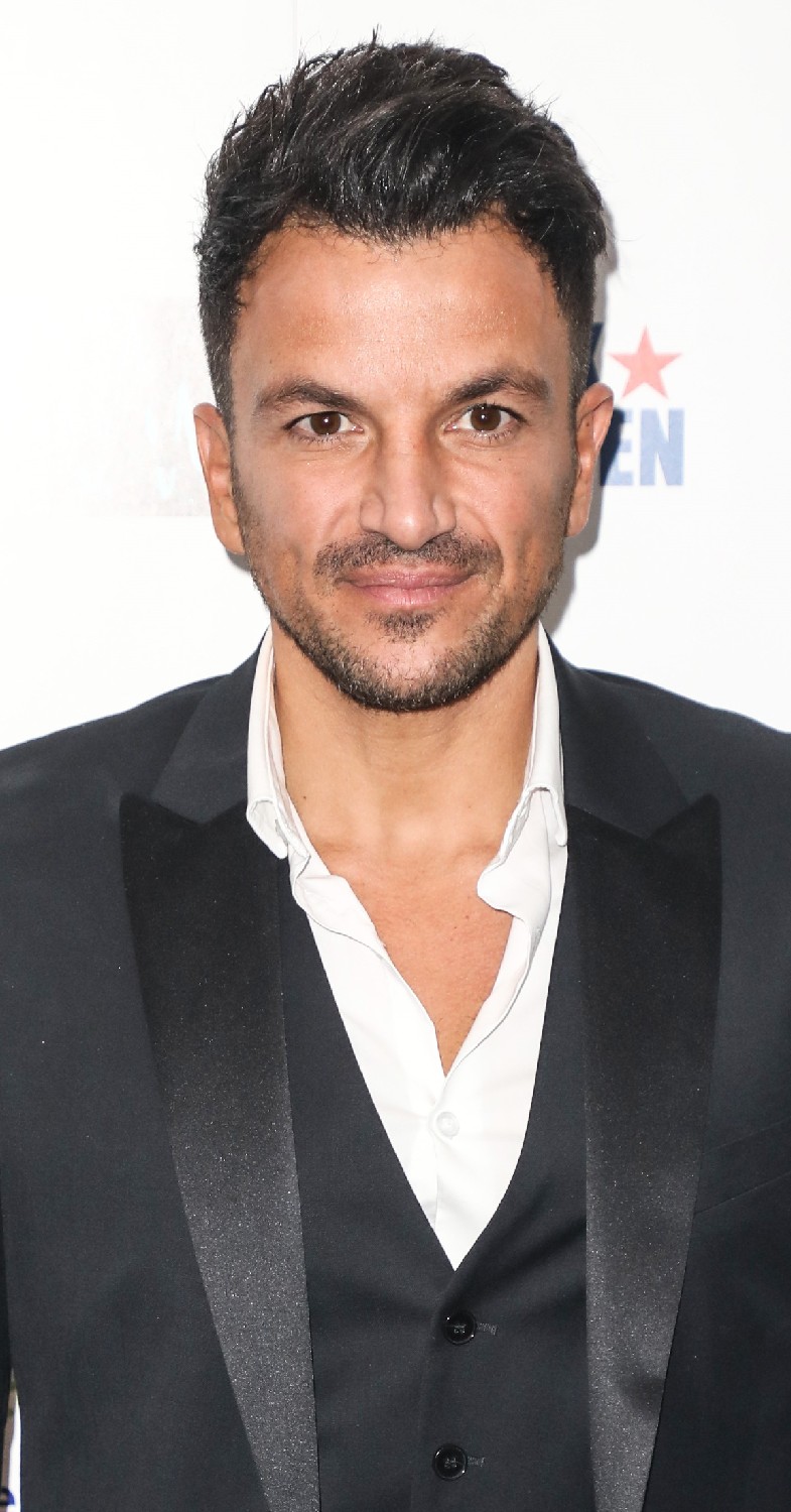 Peter Andre smiles on red carpet 