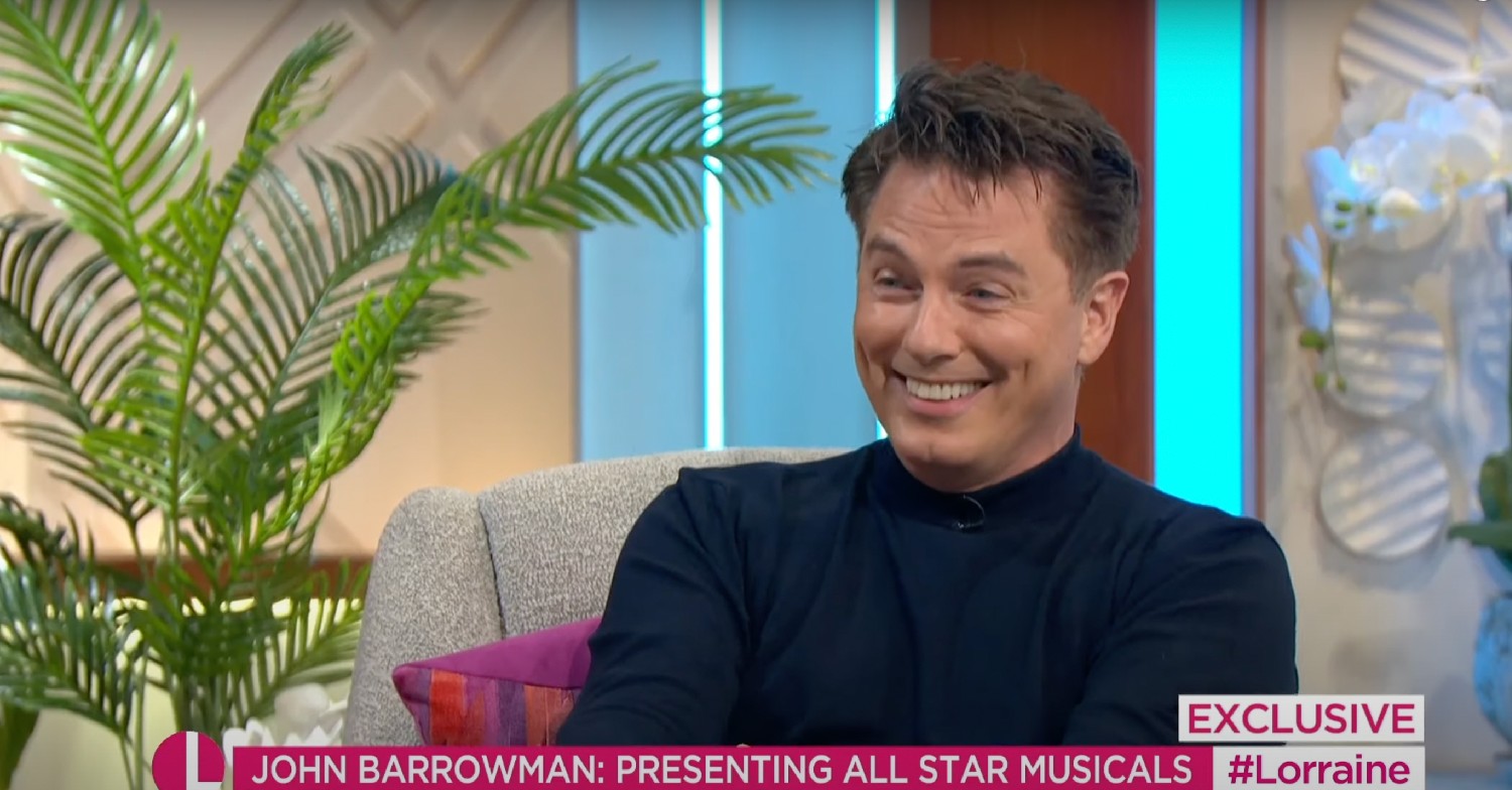 John Barrowman on Lorraine (23_11_21)