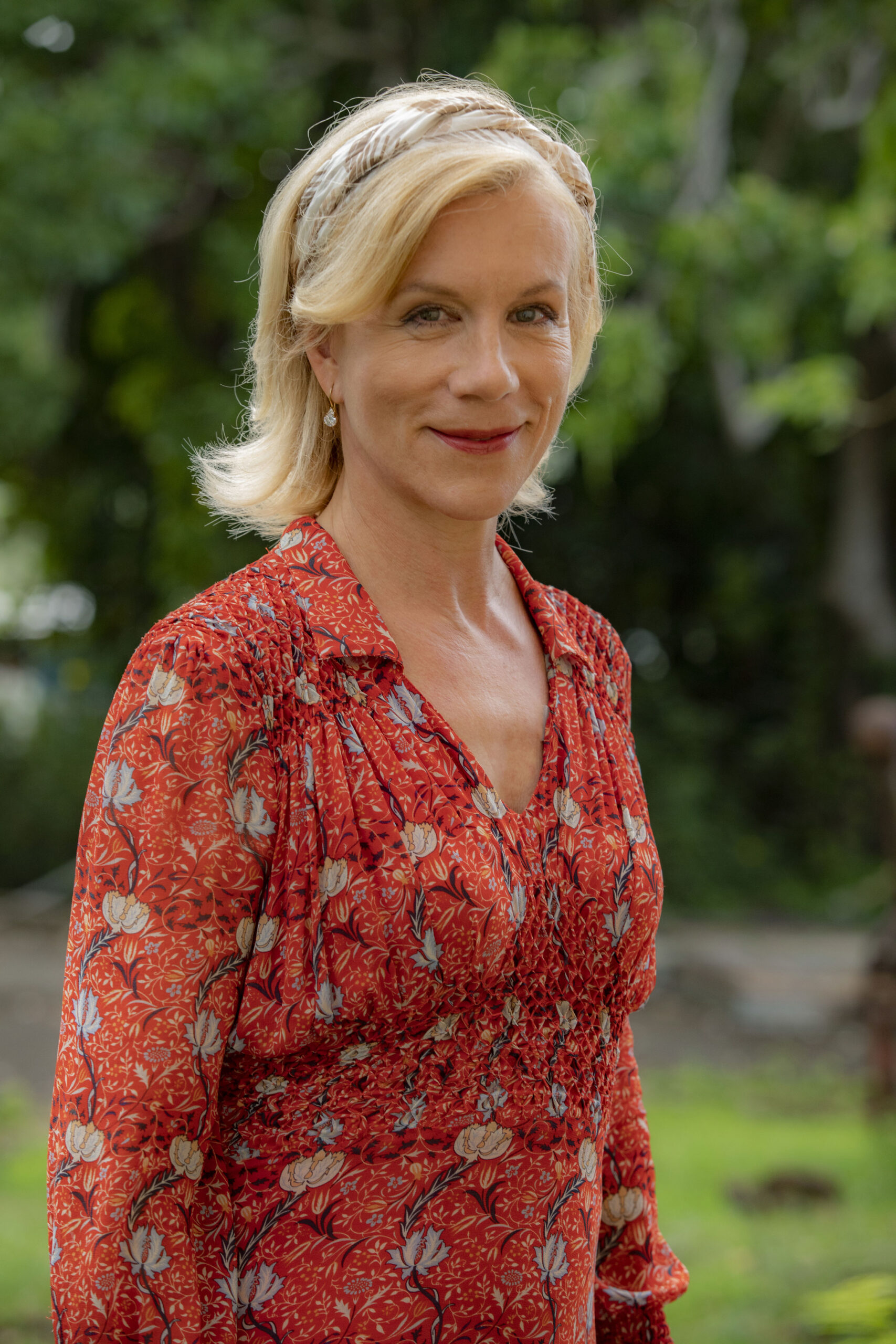 Juliet Stevenson in Death in Paradise Christmas special cast