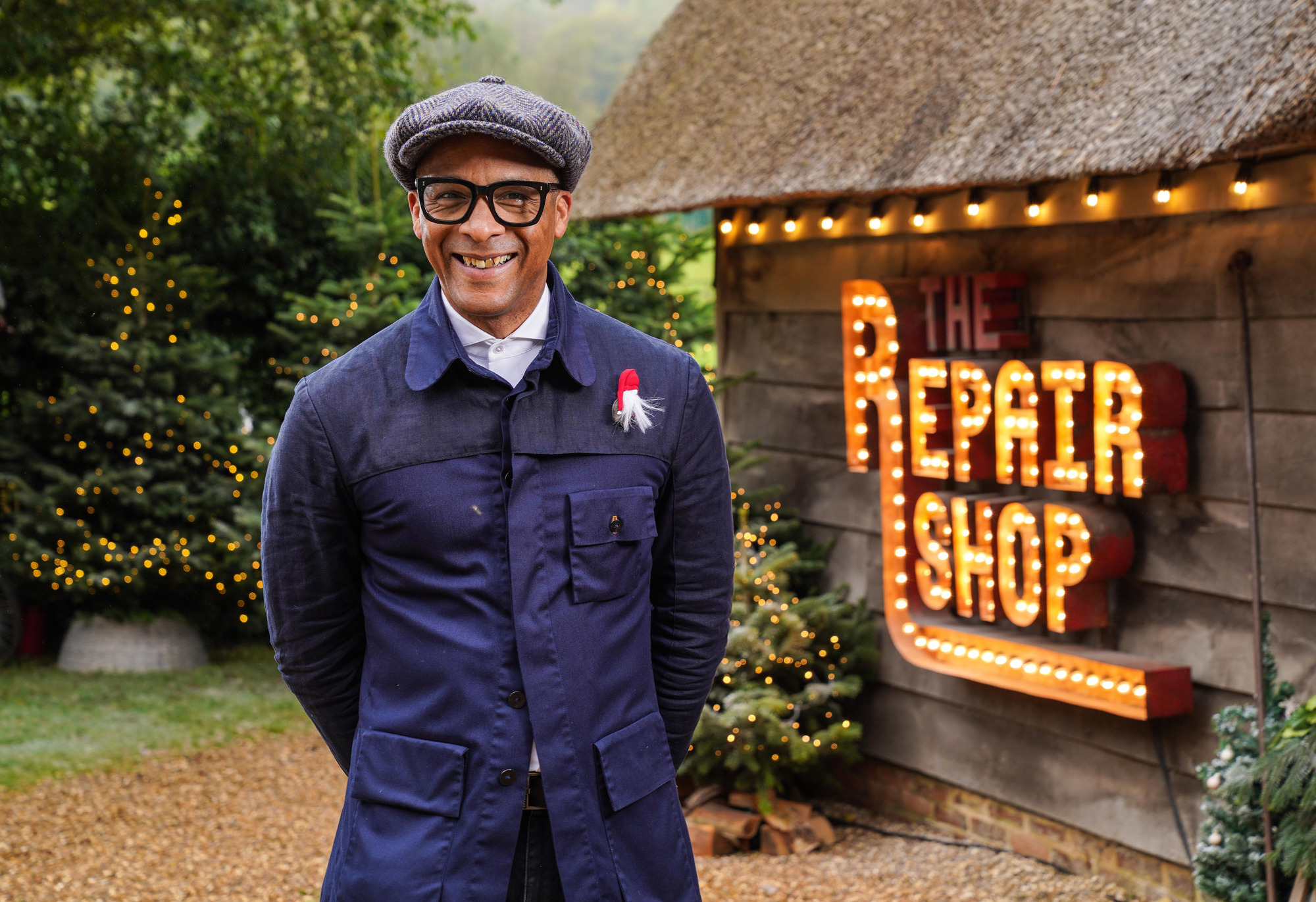 The best TV on Christmas Eve - The Repair Shop