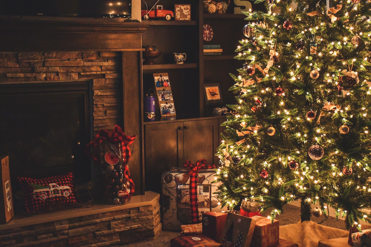 Experts predict Covid could ruin Christmas for five more years
