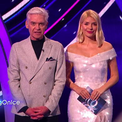 dancing on ice holly willoughby dress