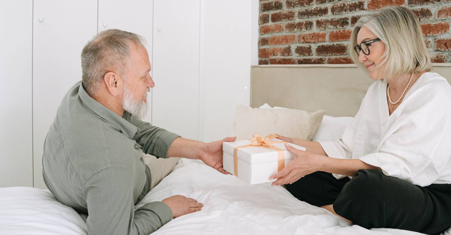 Older people having sex, survey claims