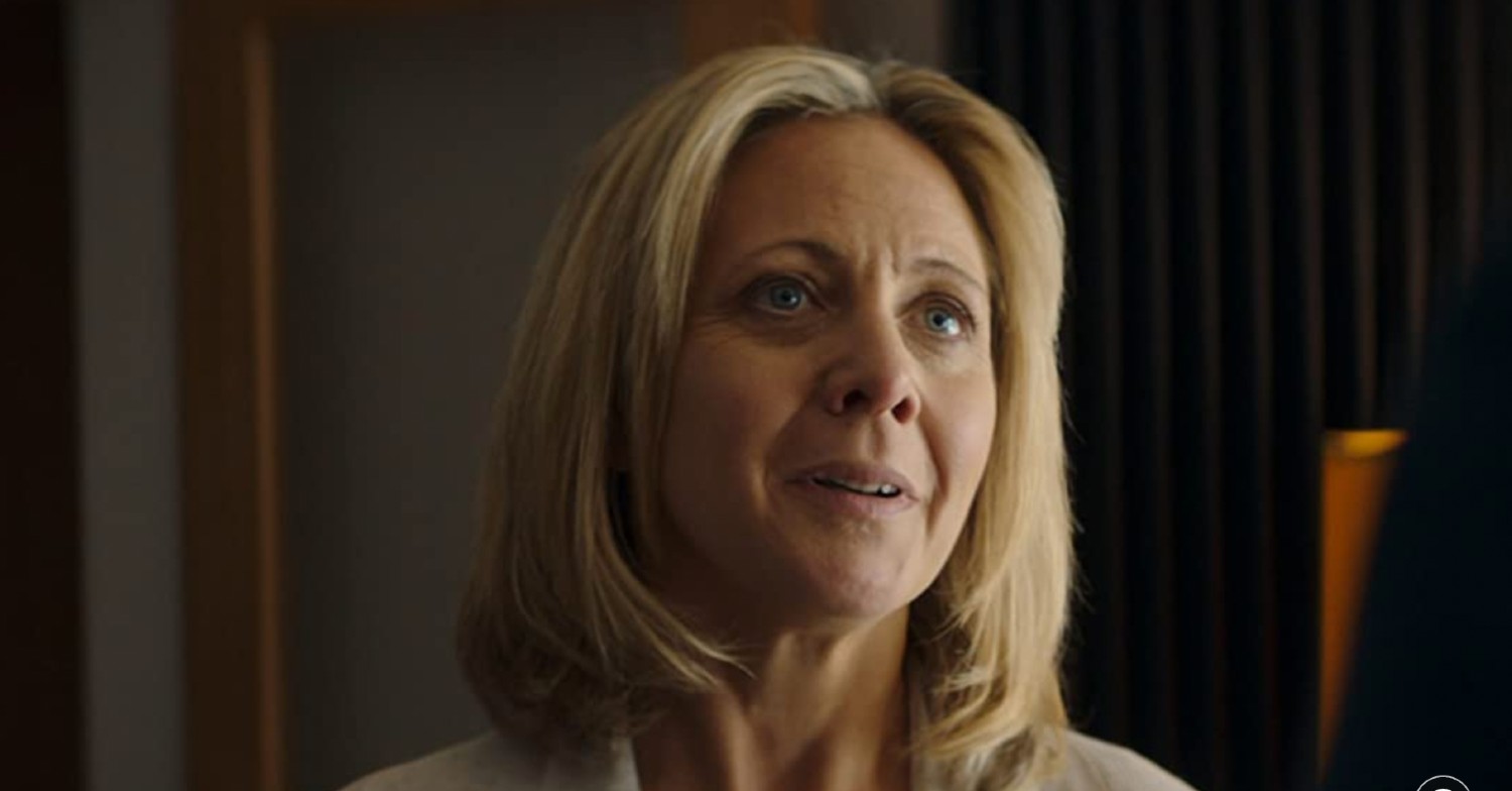Who plays Tony's wife in The Bay?