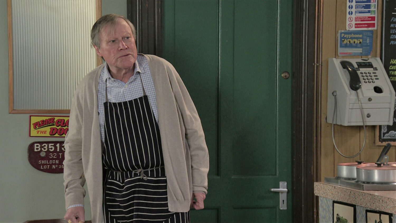 Coronation Street Nick tells Roy Sam has to take a break from chess