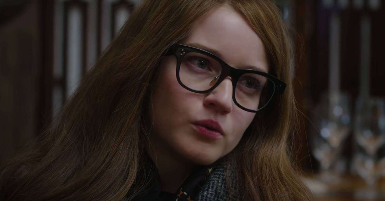 Julia Garner as Anna Delvey in Inventing Anna