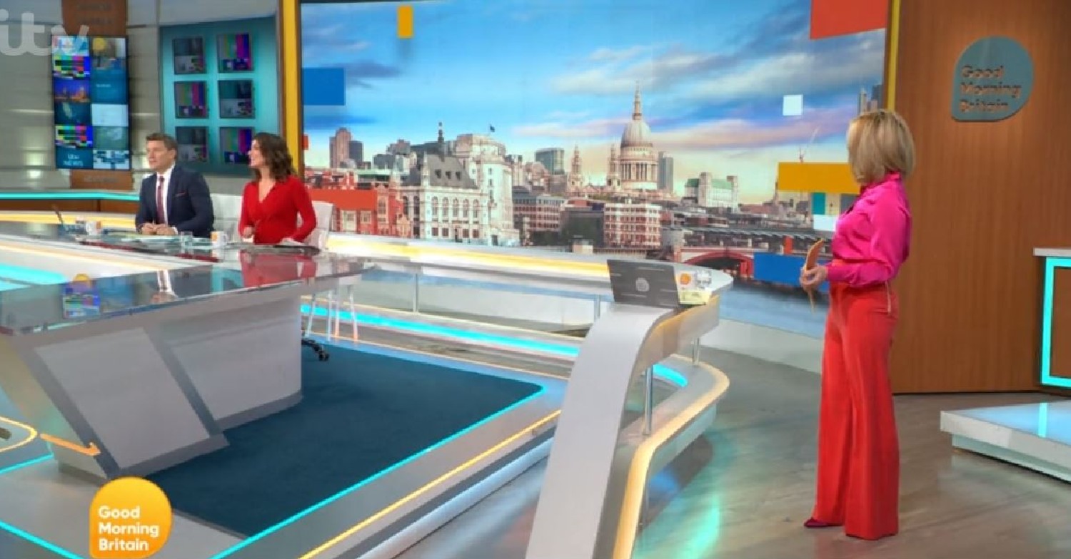 Kate Garraway wows in pink shirt on GMB